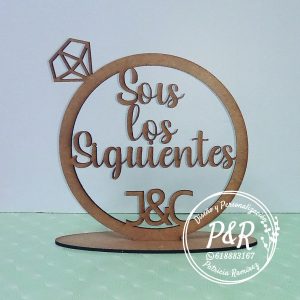 Anillo de madera con soporte "Sois los siguientes"
