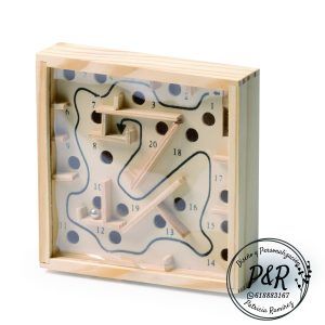 Laberinto habilidoso de madera
